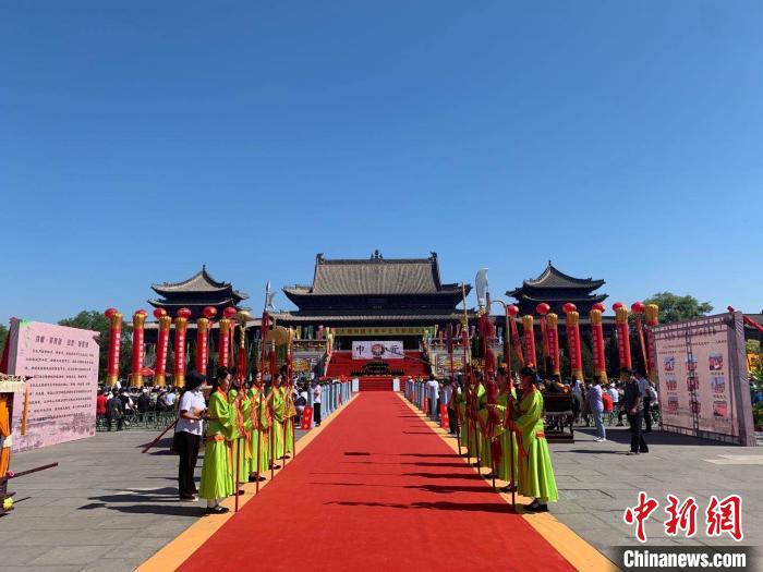 山西洪洞大槐树子孙回乡祭祖将“老家元素”带走传承
