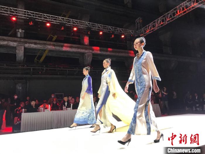 第四届中国纺织非遗大会和第二届中国（沈阳）旗袍文化节开幕