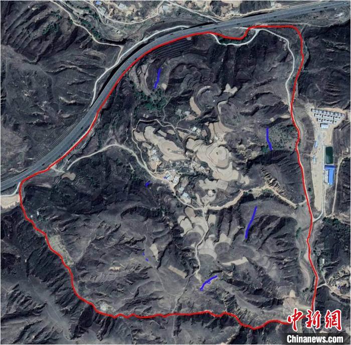 寨山石城考古新发现：首次全面揭露石峁文化大型墓地